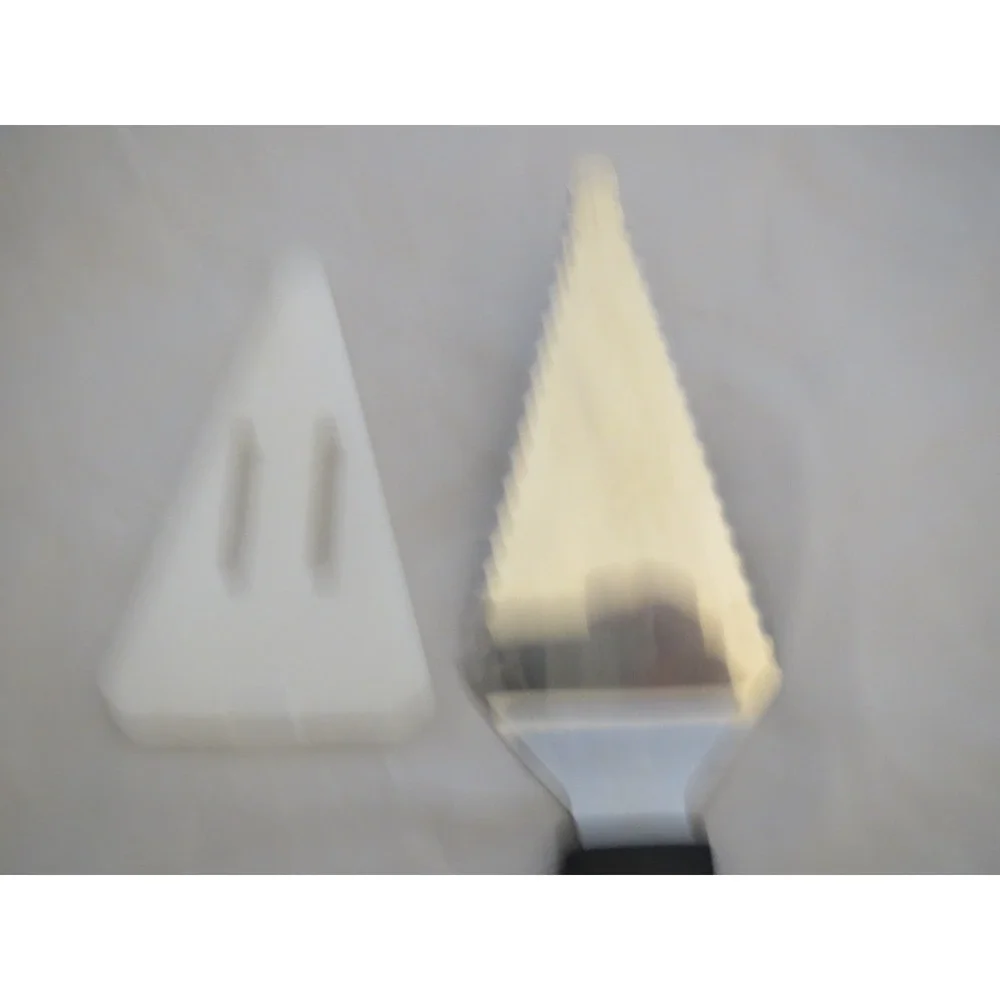 Pampered Chef #1166 Slice N Serve Serrated Pie Cake Cutter Server w/Cover Sleeve